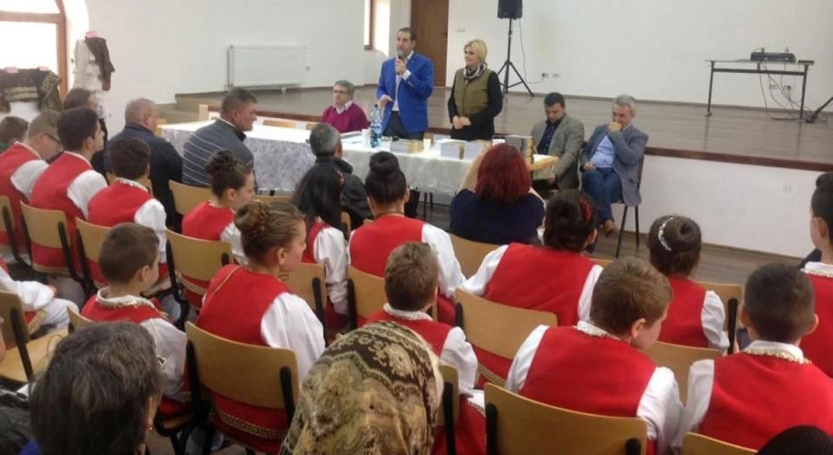 ACȚIUNI PENTRU CINSTIREA EROILOR ARĂDENI