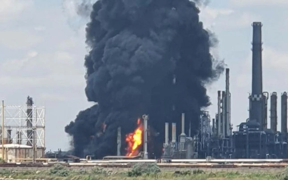 Acțiunile Rompetrol au scăzut după explozia de la Rafinăria Petromidia