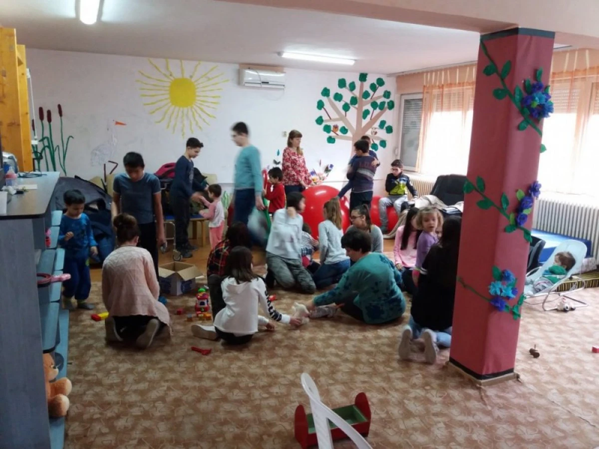 Activitate cu caracter umanitar, la Centrul de Recuperare și reabilitare pentru copii cu dizabilități Arad