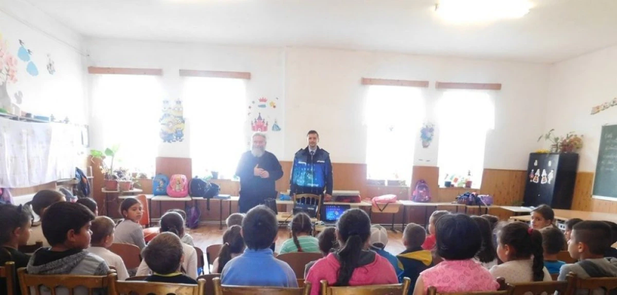 Activitate preventiv-educativă derulată pentru copiii din Vărșand   
