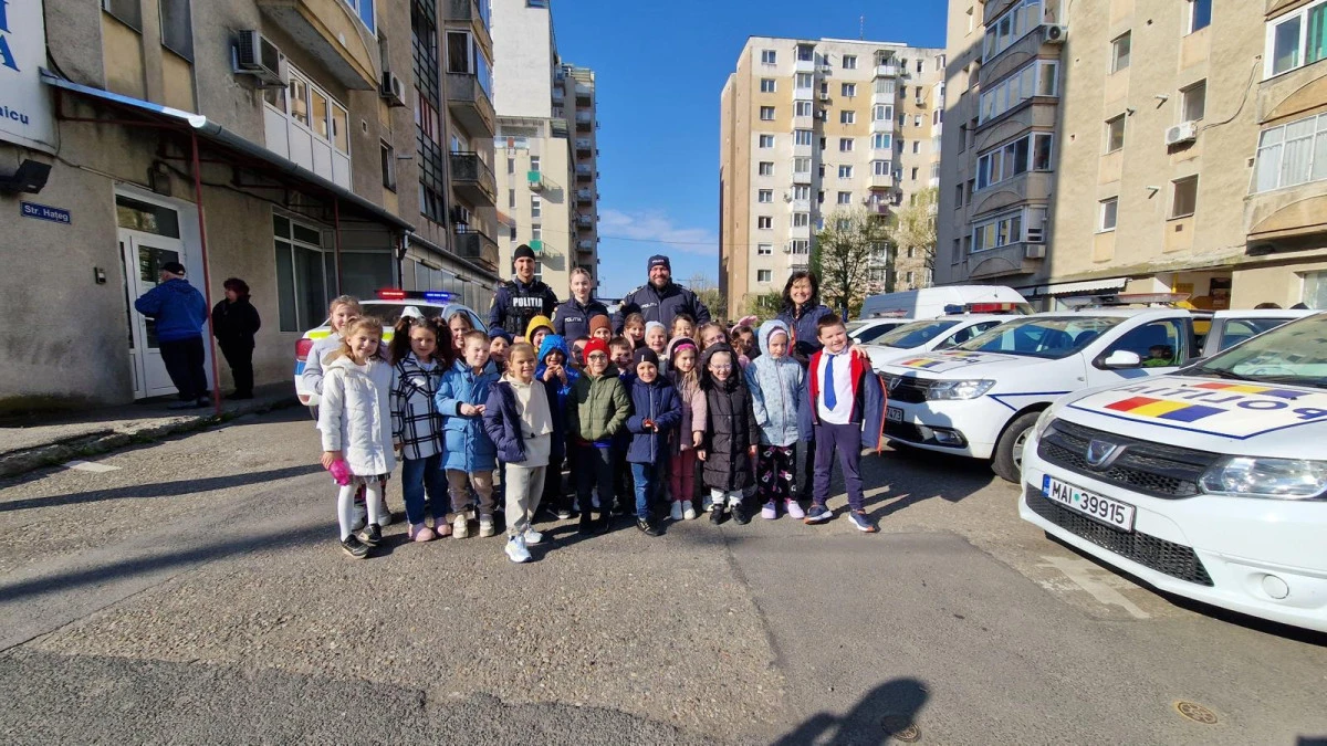Activități de prevenire, cu elevii și copiii din Arad