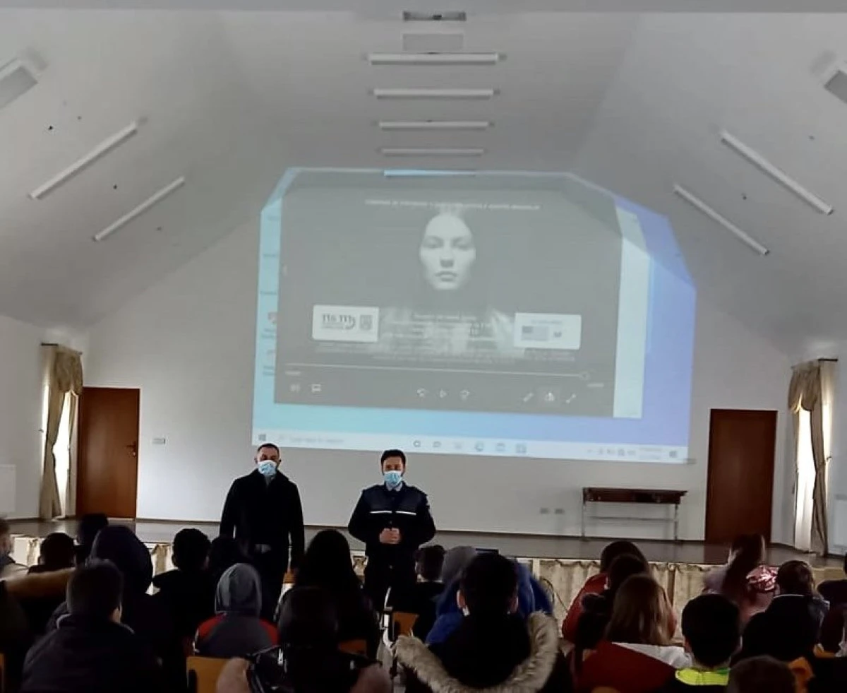 Activitățile în campania „Atingeri nedorite” continuă