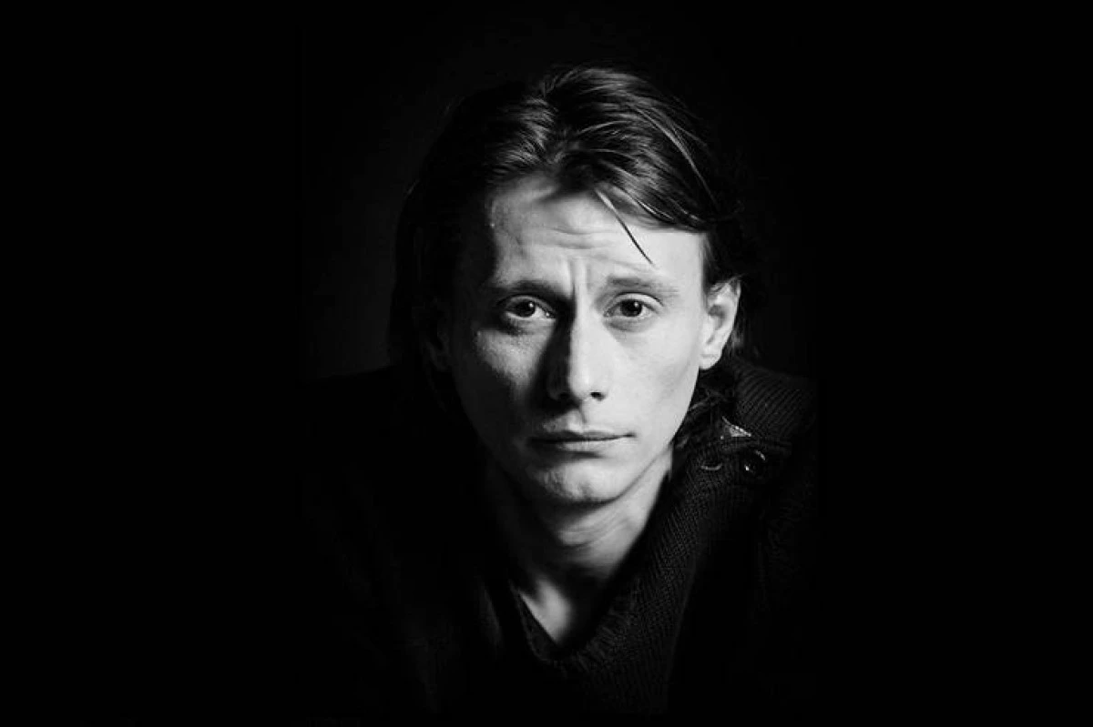 Actorul Marius Manole va înapoia decorația primită de la președintele Klaus Iohannis, pe care îl consideră un trădător