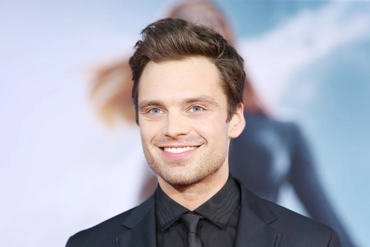 ACTORUL SEBASTIAN STAN ESTE DIN NOU BURLAC