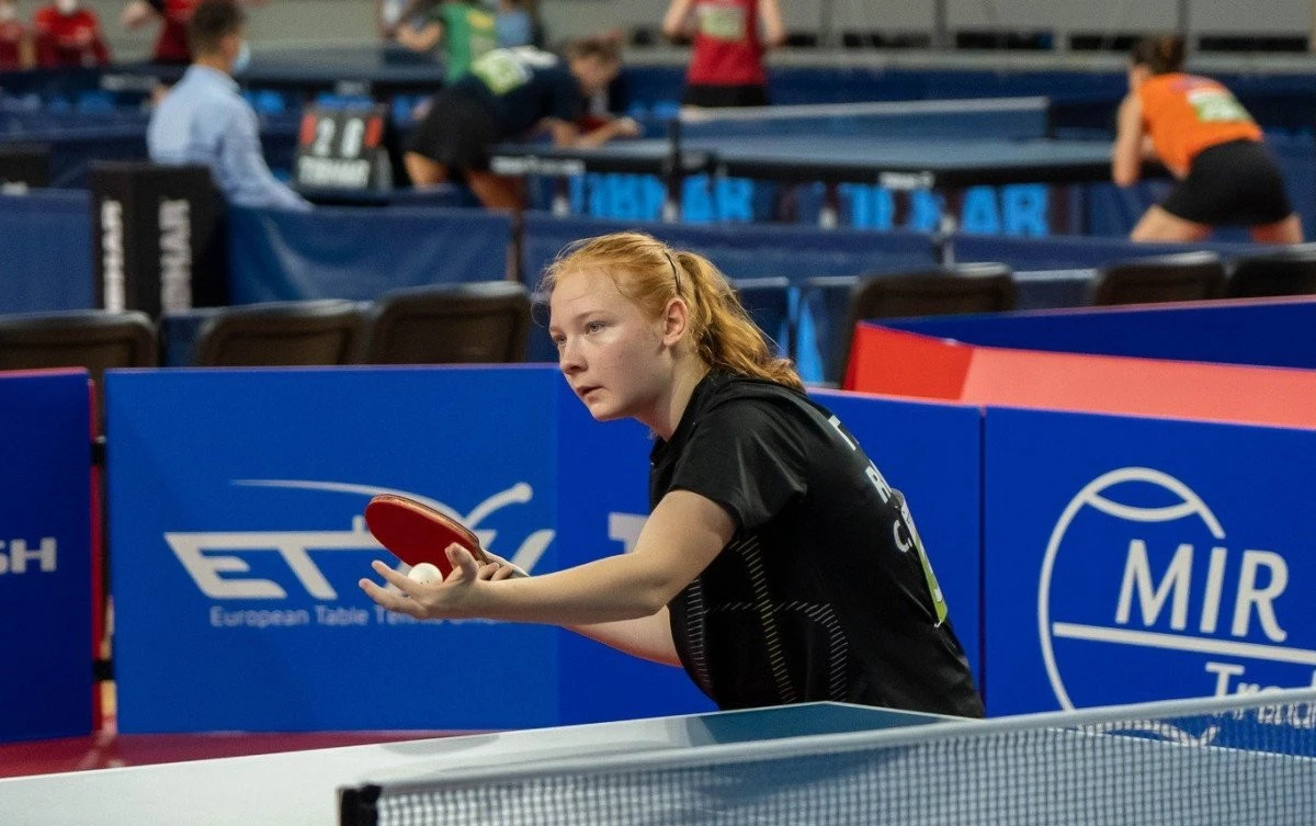 Adela Strună și Irina Rus, până în sferturi la Naționalele de tenis de masă pentru seniori