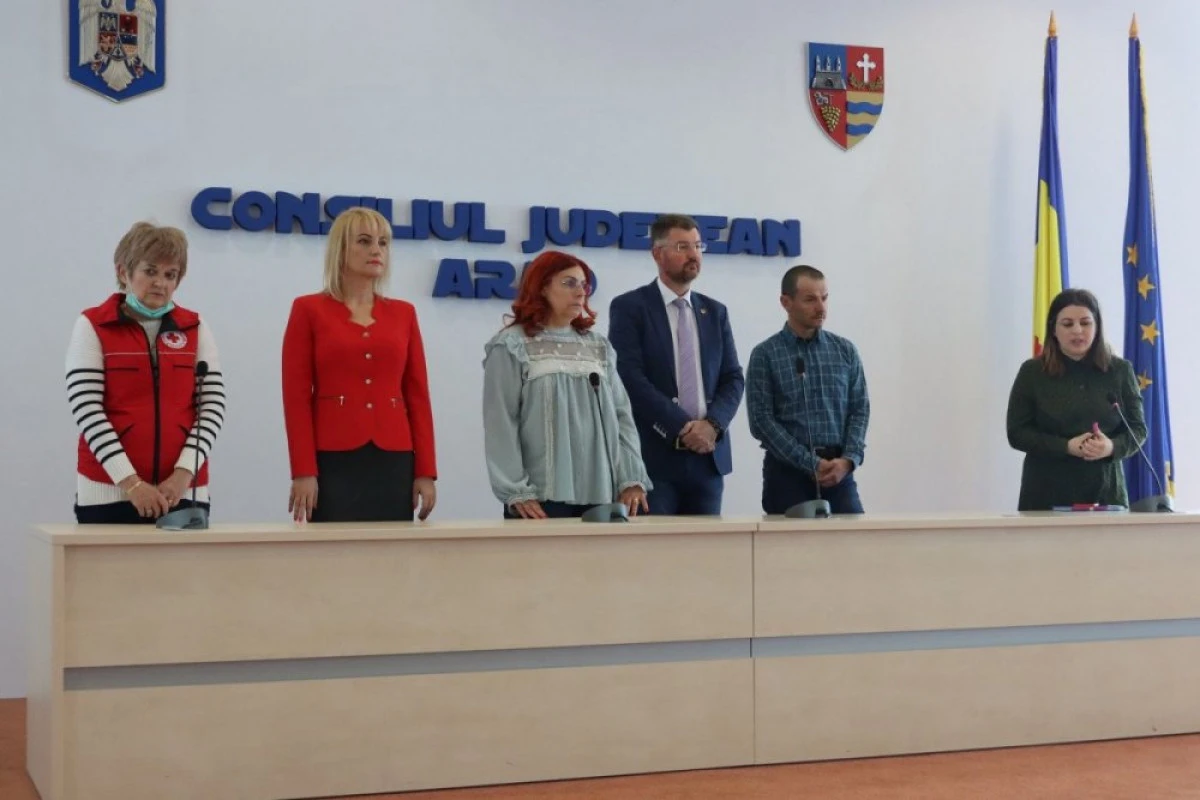 Administrația și societatea civilă, pact de solidaritate pentru ajutorarea persoanelor izolate