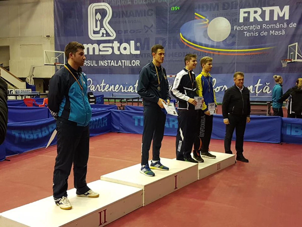Adrian Dodean este vicecampion național la tenis de masă