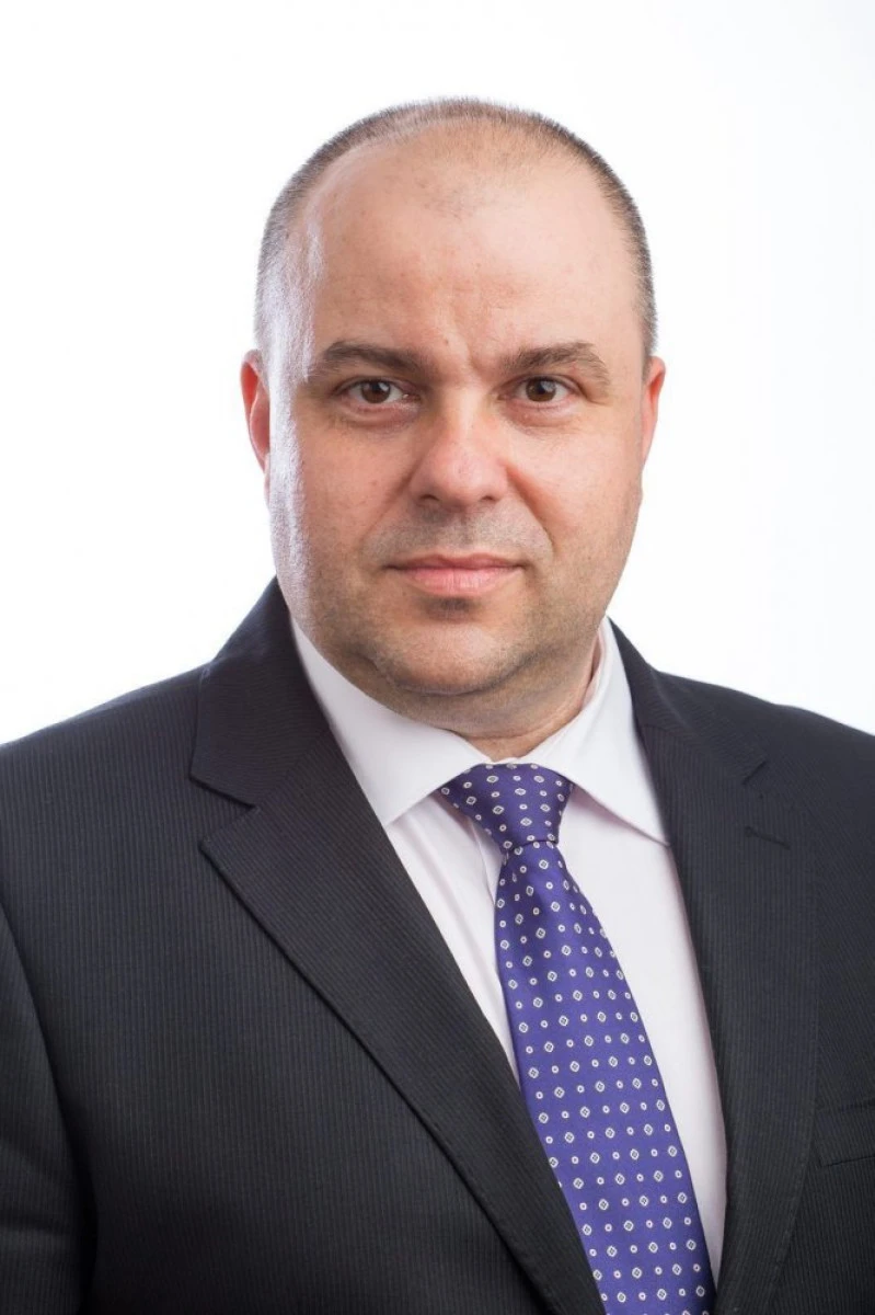 Adrian Todor: „Nu poți să salvezi Aeroportul Arad cu un fost spion comunist și cu șeful Comunicării, de la CJA“