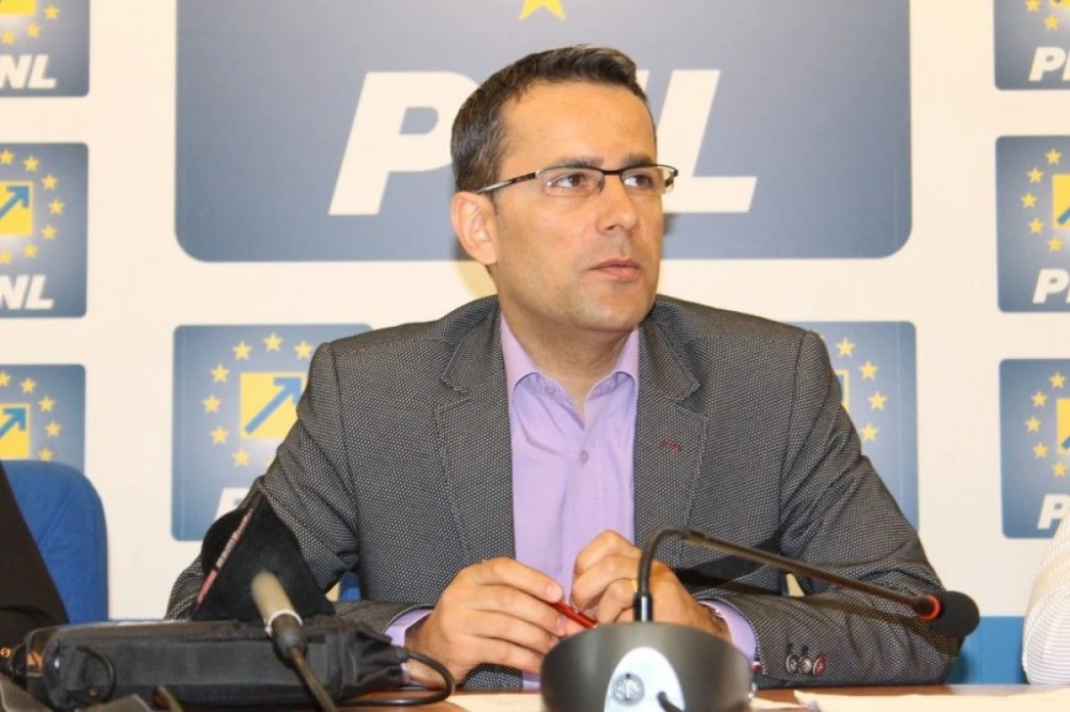 ADRIAN TOLEA: "PONTA PREGATESTE O LOVITURA INVATAMANTULUI"