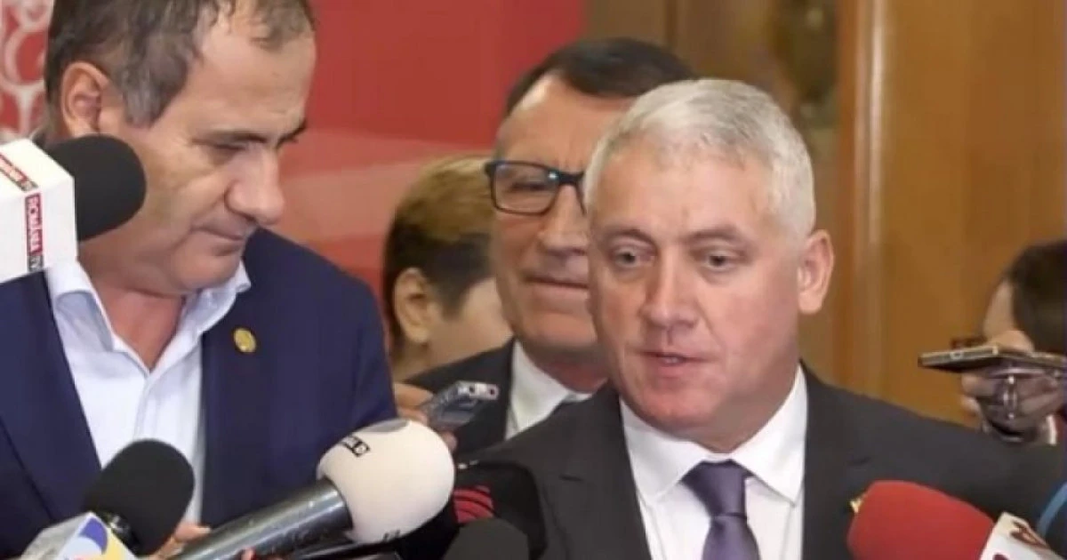 Adrian Ţuţuianu şi Marian Neacşu au fost excluşi din PSD