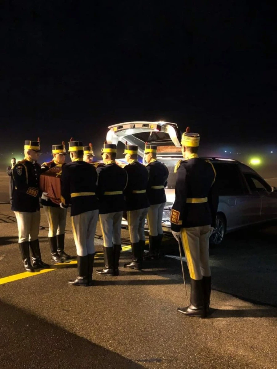 Aeronava cu osemintele Reginei-Mamă Elena a decolat de la Geneva. Programul Funeraliilor Regale