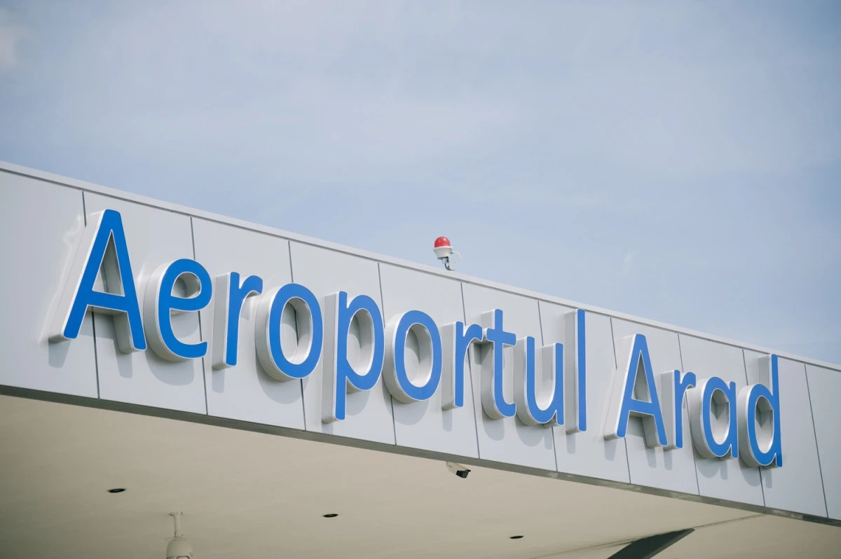 Aeroportul Arad intră în restructurare. Fără zboruri regulate din 2015, pierderi de aproape 1,8 milioane lei