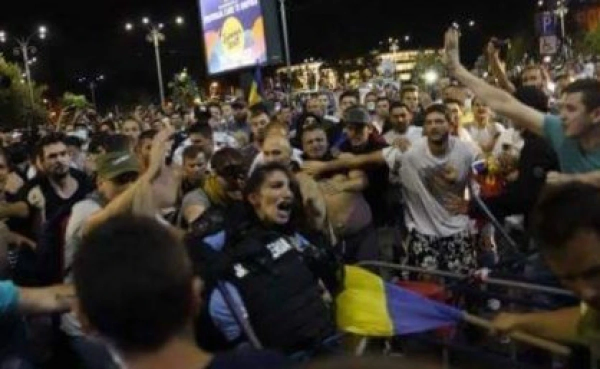 Agresorii jandarmeriței au fost arestați pentru 30 de zile
