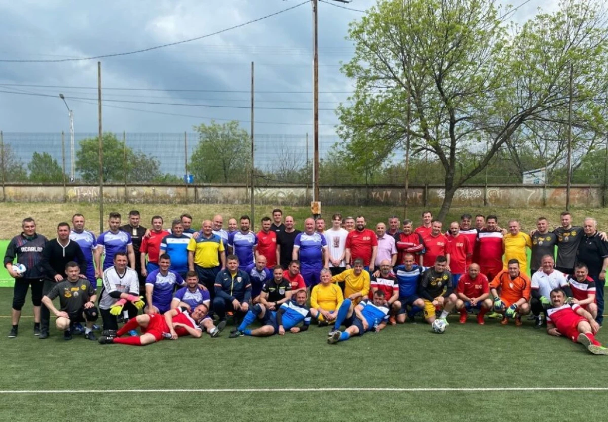Ajefiştii hunedoreni au pus mâna pe trofeul Adrian Lucaci, arădenii s-au mulţumit cu bronzul