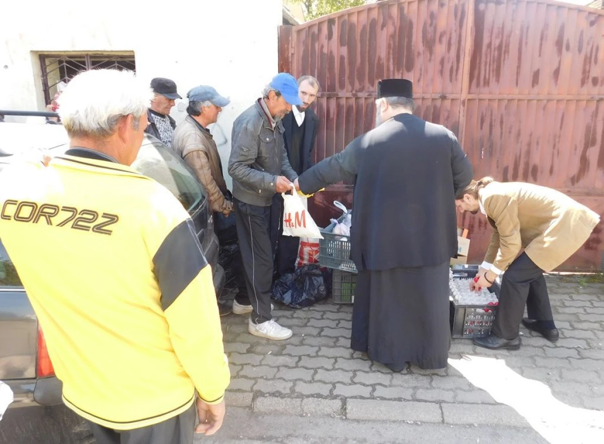 AJUTOARE ALIMENTARE PENTRU PERSOANELE NEVOIAŞE DIN ARAD