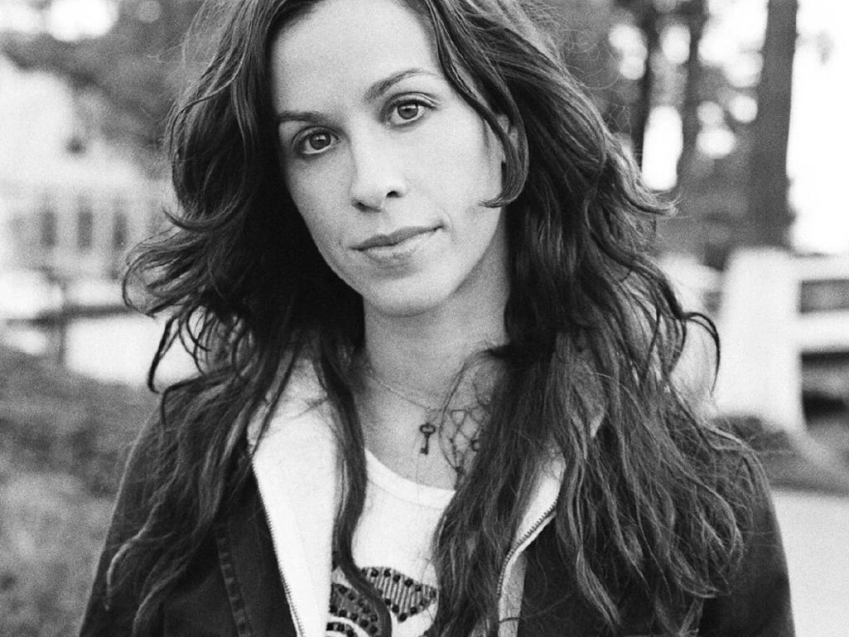 Alanis Morissette a fost prădată de hoți