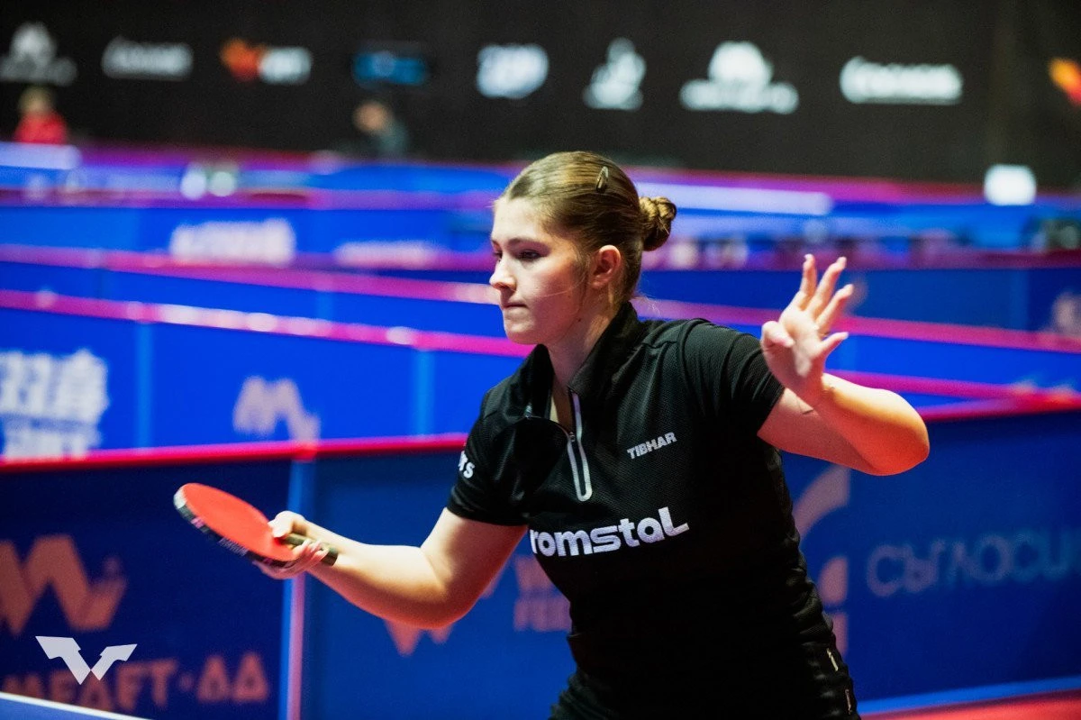 Alesia Sferlea este campioană balcanică la tenis de masă, cu naționala de junioare