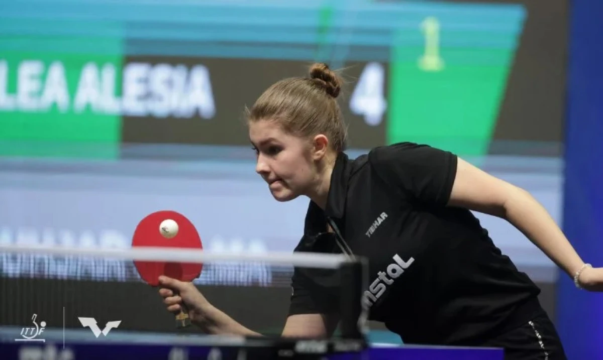 Alesia Sferlea luptă pentru medalii la Balcanicele de tenis de masă pentru juniori