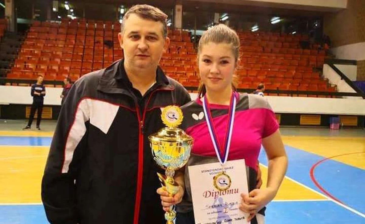 Alesia Sferlea şi Adela Strună merg la Europenele de juniori din Croaţia