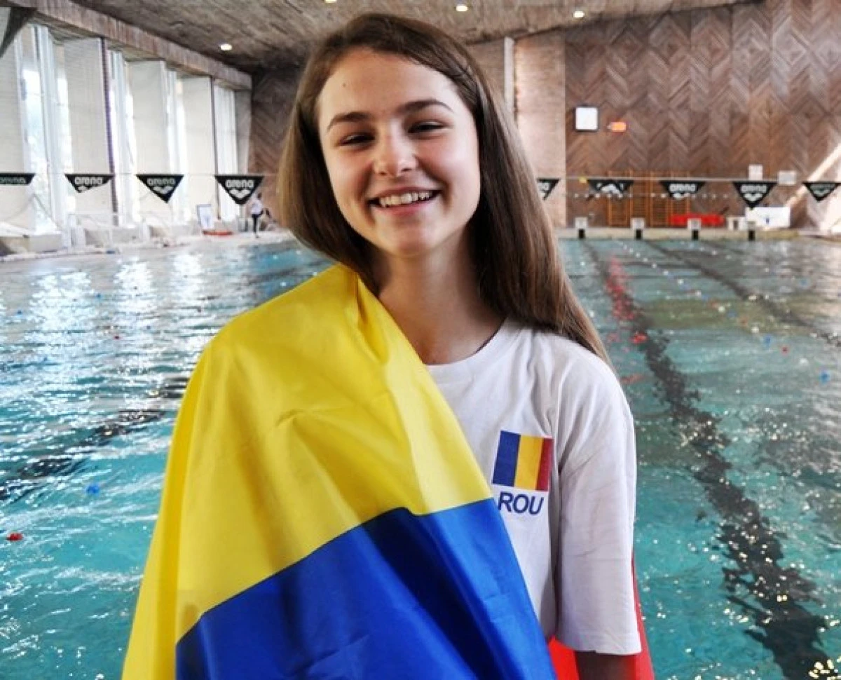 Alexia Bășcărău stabilește o premieră pentru natația arădeană