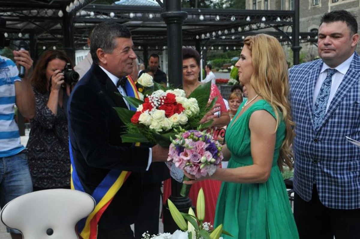 ALINA DUMITRU, MAI EMOTIONATA IN BISERICA DECAT LA OLIMPIADA!