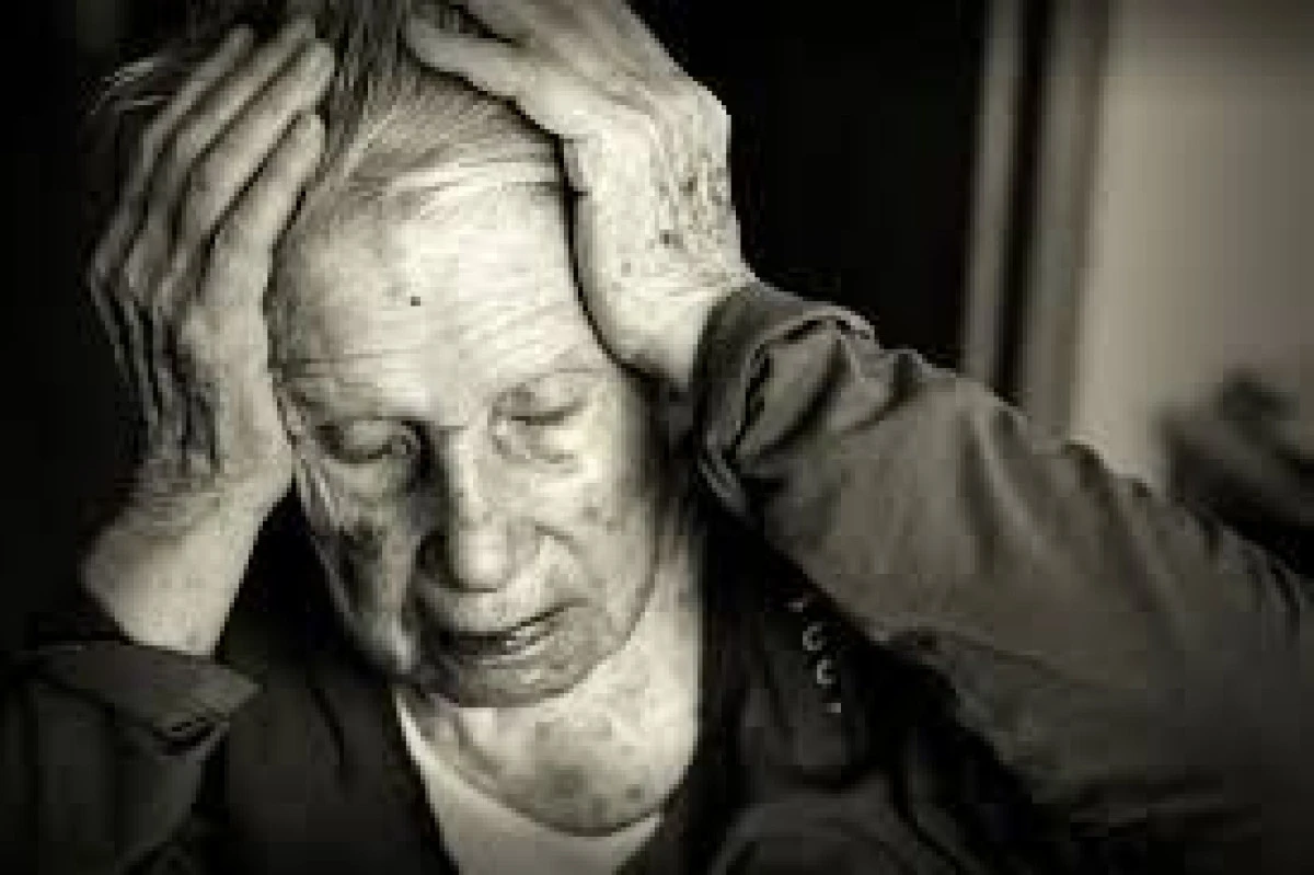 ALZHEIMERUL SE POATE DEPISTA CU 20 DE ANI INAINTEA PRIMELOR SIMPTOME