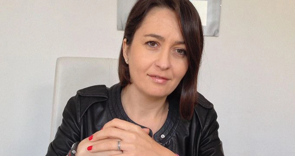 AMALIA NASTASE SE DESTANUIE! CE SPUNE DESPRE SARCINA SI CASATORIE!