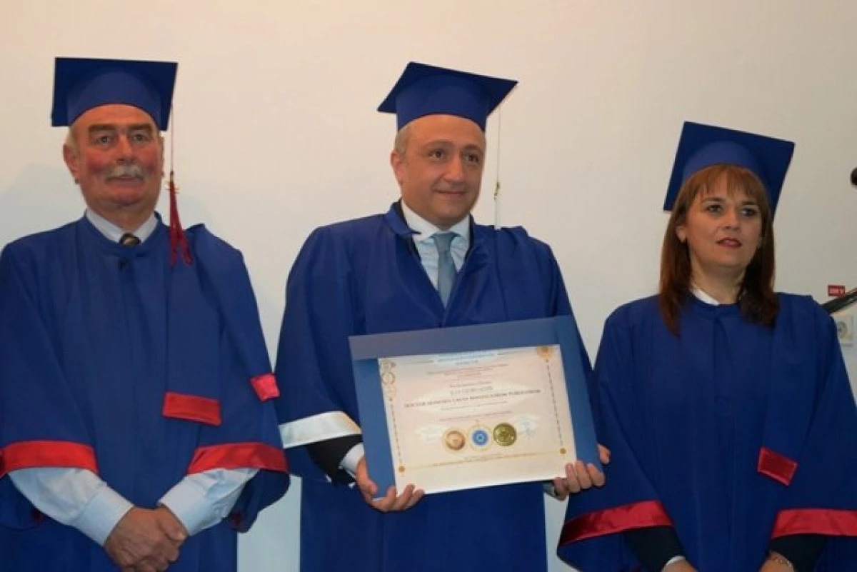 Ambasadorul Georgiei în România, Doctor Honoris Causa al UAV Arad