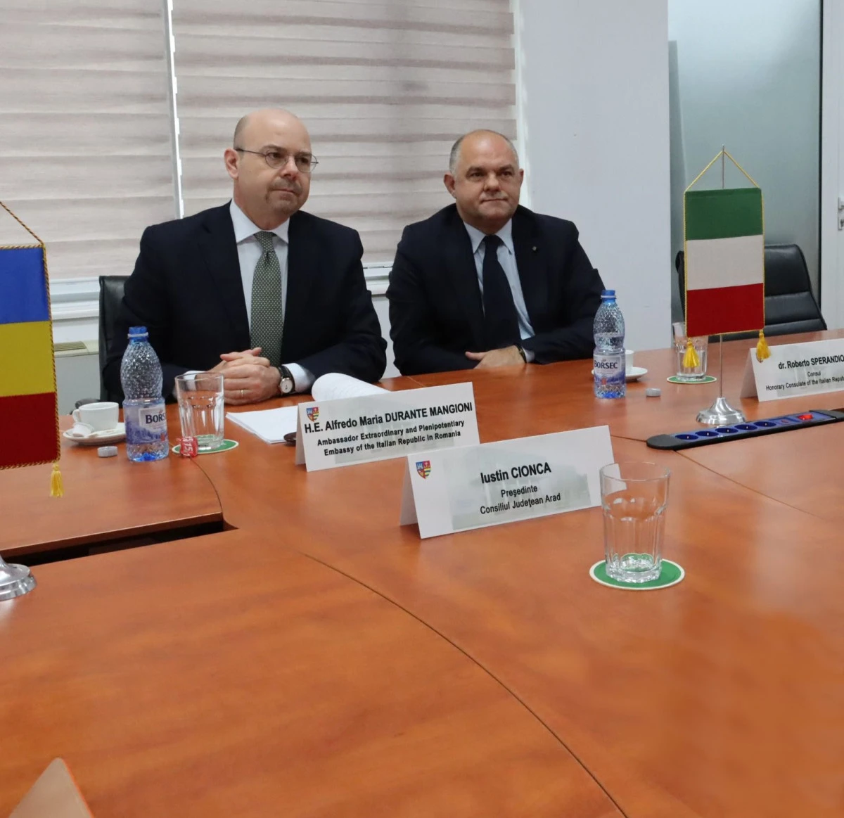 Ambasadorul Italiei, vizită oficială la Consiliul Județean Arad