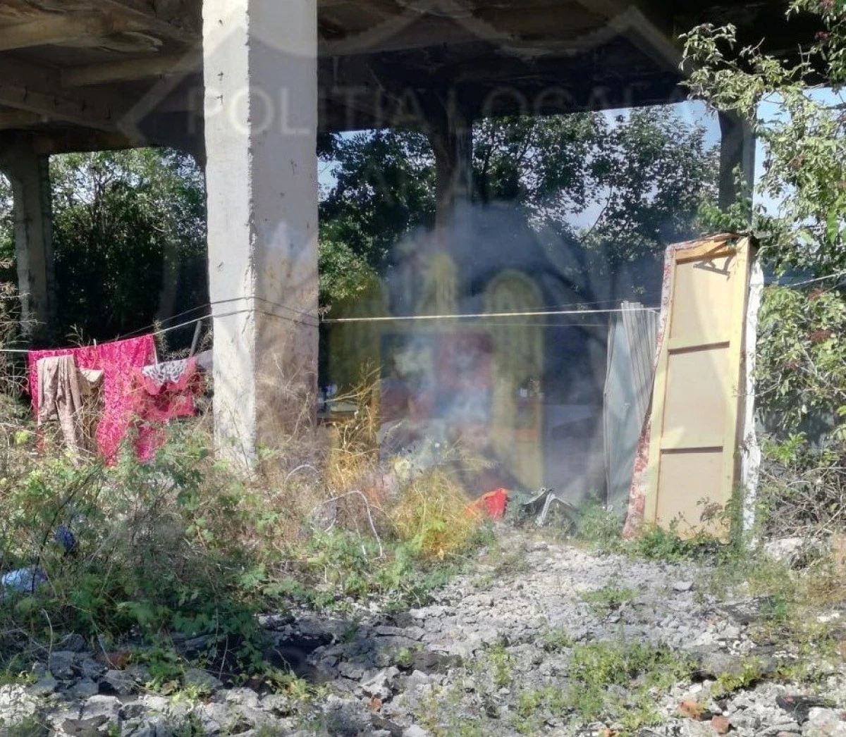 Amendat pentru aprinderea unui foc pe strada Poetului