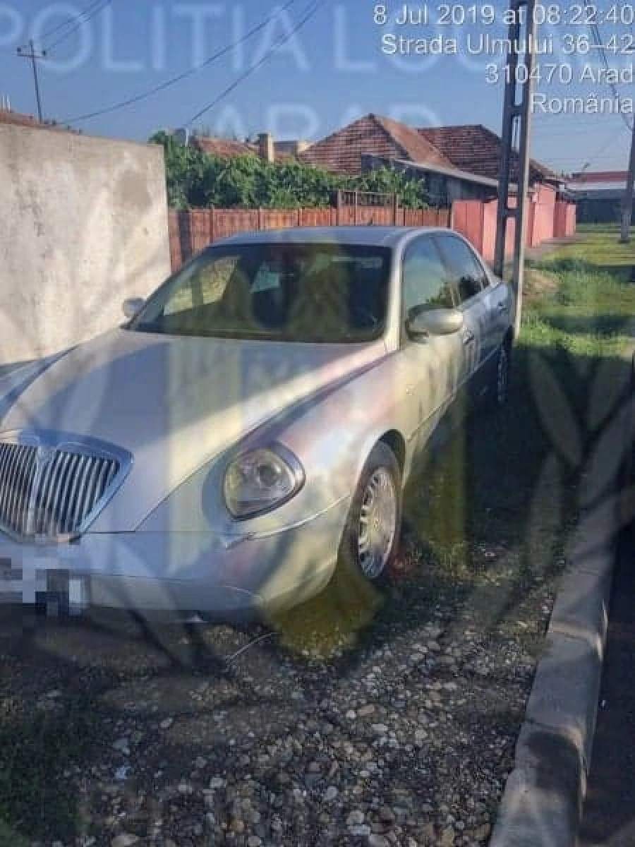 Amenzi pentru mai mulți arădeni care au parcat pe spațiul verde