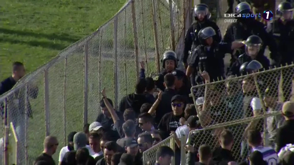 Amenzi şi dosare penale după bătaia din Derby-ul Vestului