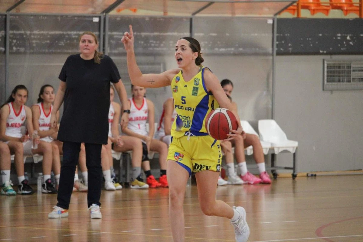 Americanca Andie Easley este noua coordonatoare de joc a galben-albastrelor