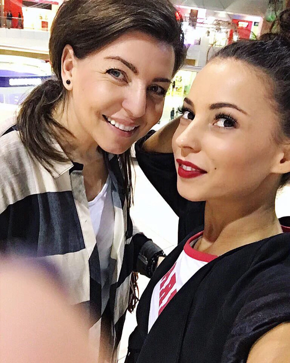 Ami, prinsă împreună cu mama ei fără bilet în tramvai
