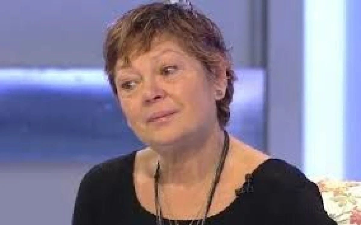 ANCA PANDREA, DEVASTATĂ DE DIAGNOSTICUL PUS DE MEDICI