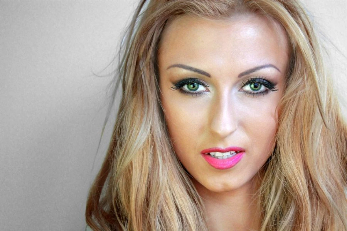 ANDREEA BALAN A LUAT O DECIZIE RADICALA! CUM ISI VA PETRECE CANTAREATA SARBATORILE PASCALE