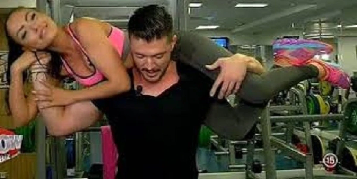 Andreea Mantea l-a lăsat aproape gol pe Victor Slav