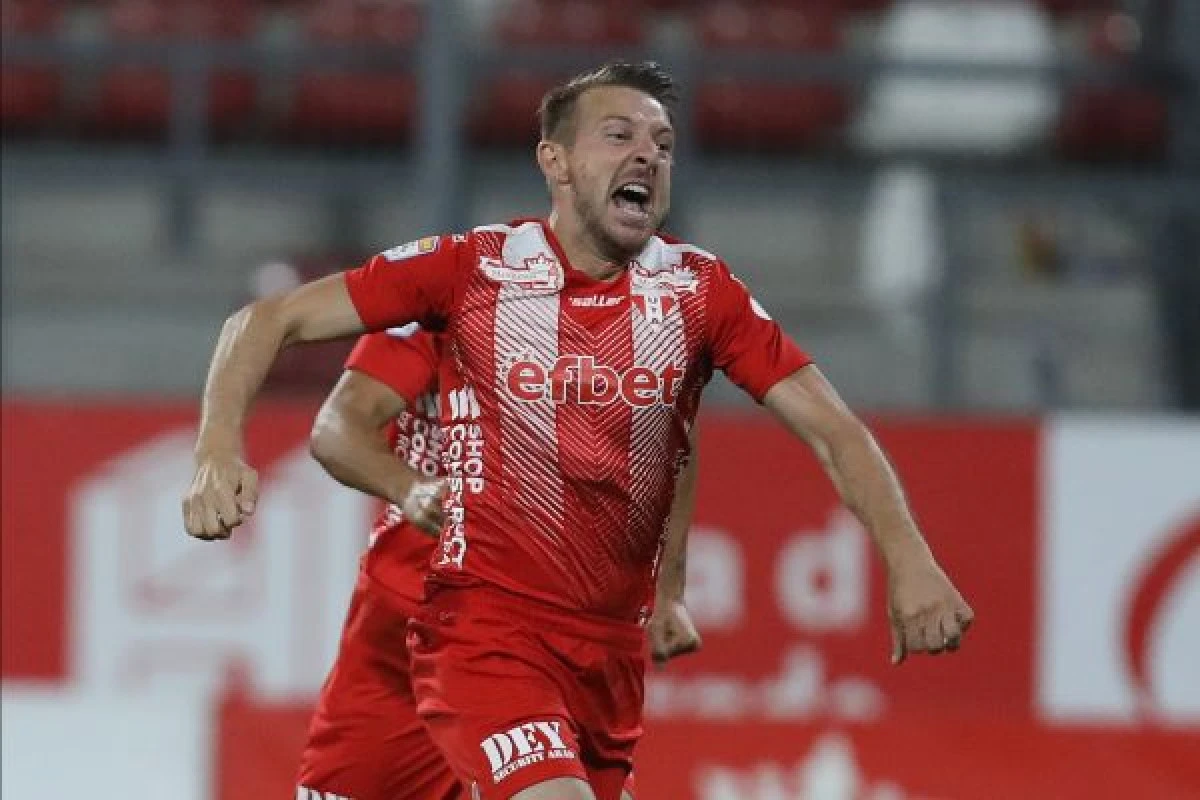 Antal s-a despărţit oficial de UTA, italienii scriu despre interesul lui Sassuolo pentru Miculescu
