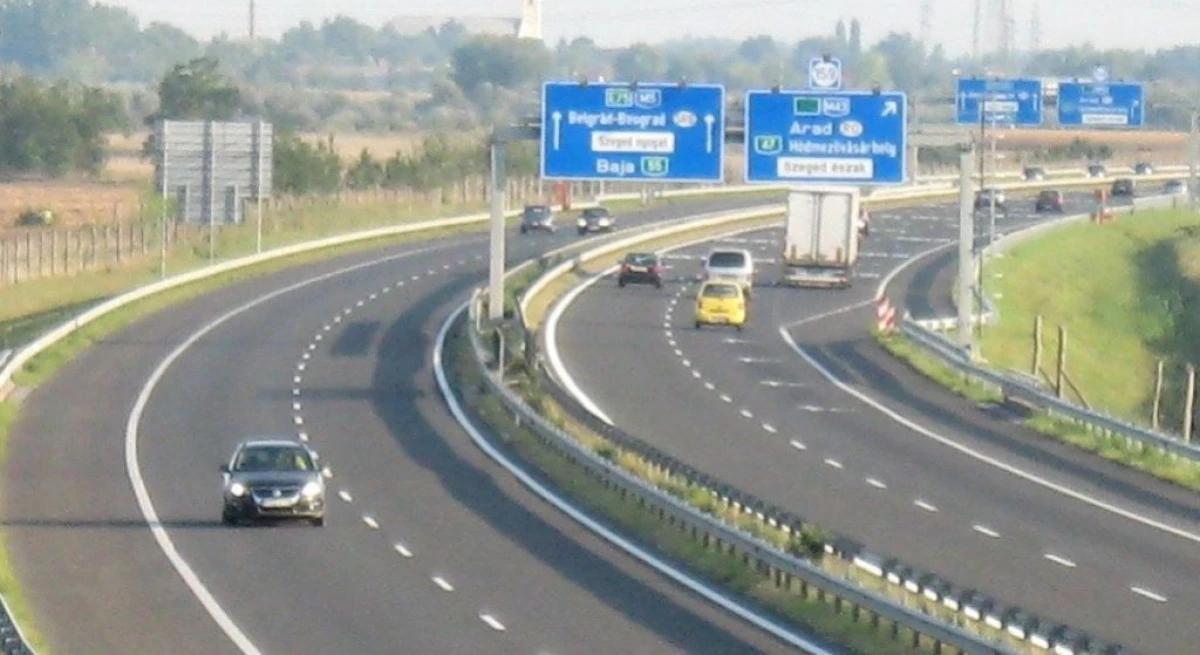 ANUL RUSINII: ROMANIA VA DESCHIDE DOAR 10 KM DE AUTOSTRAZI. BULGARII FAC 142 KM, IAR UNGURII 55 KM