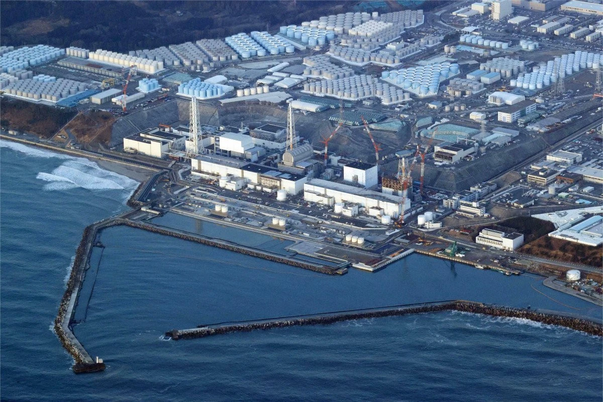 Apa radioactivă de la Fukushima va fi deversată în Oceanul Pacific