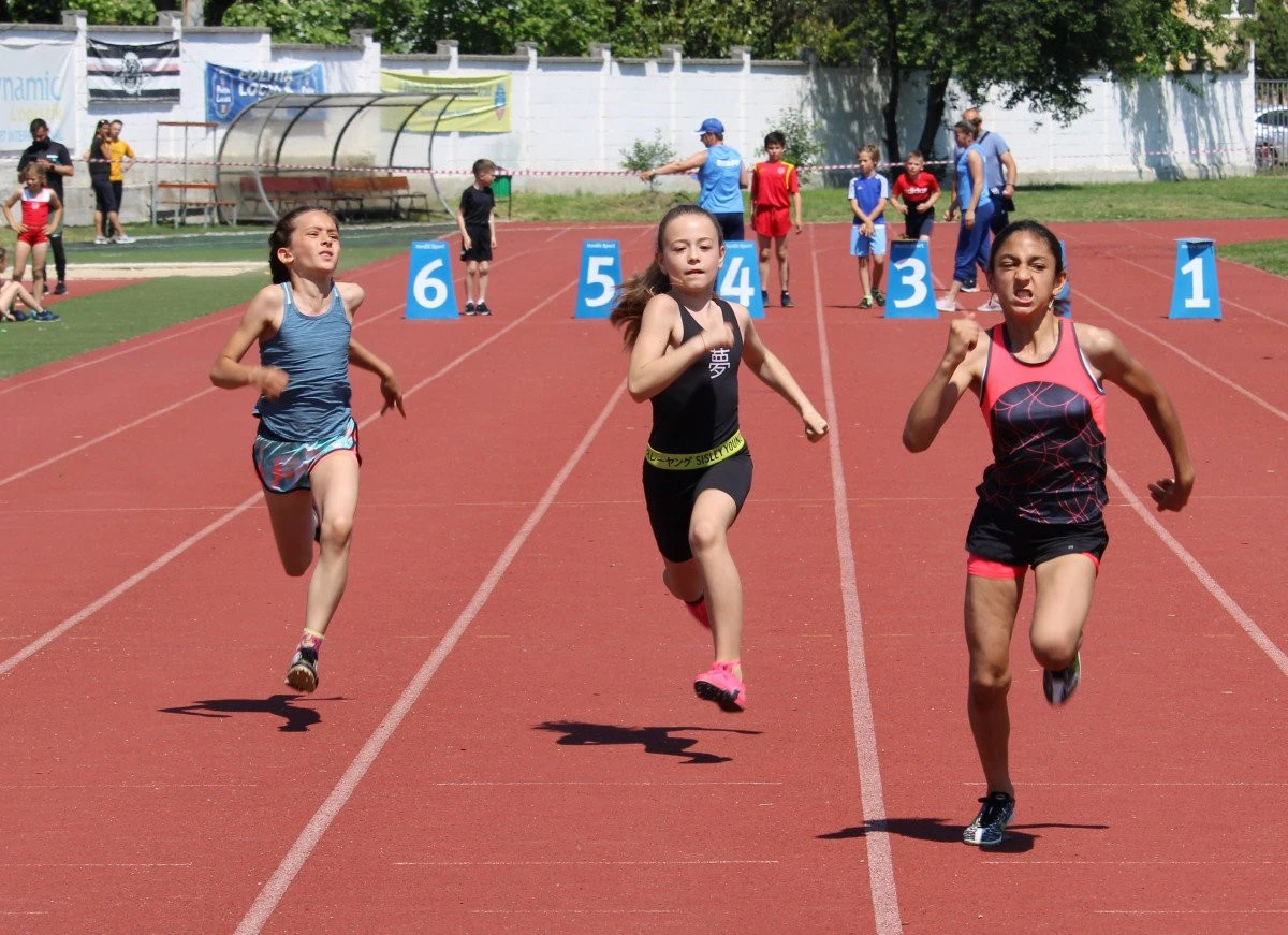 Aproape 200 de mici atleţi s-au întrecut într-un veritabil festival, la Arad