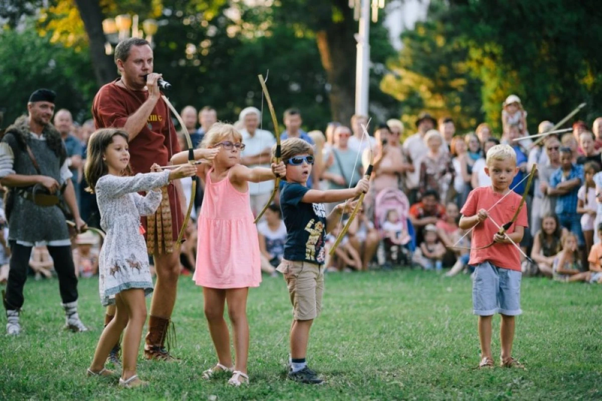 Aproape 30.000 de arădeni prezenţi la „Zilele Aradului”, în weekend