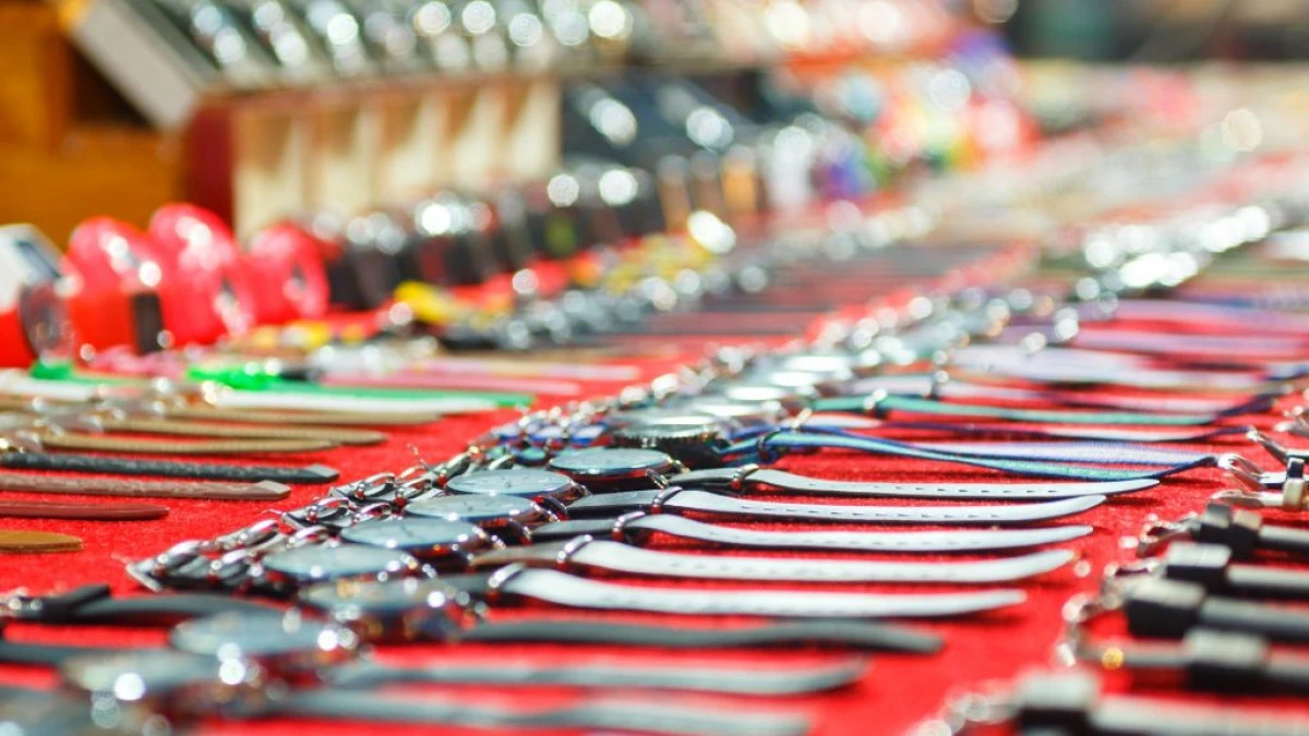 Aproape 7% din importurile UE sunt mărfuri contrafăcute și piratate