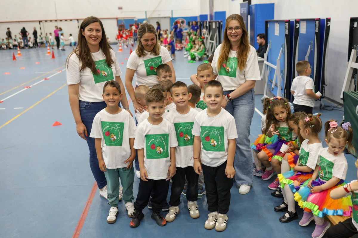 Aproximativ 300 de preșcolari au participat la concursul sportiv „Bucurie și mișcare”, organizat la UAV Arad