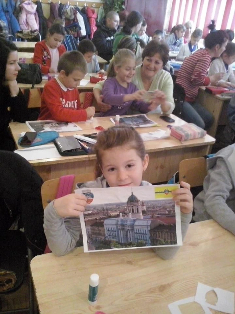"ARAD, ORASUL MEU", UN PROIECT AL ELEVILOR SCOLII GIMNAZIALE "AUREL VLAICU"