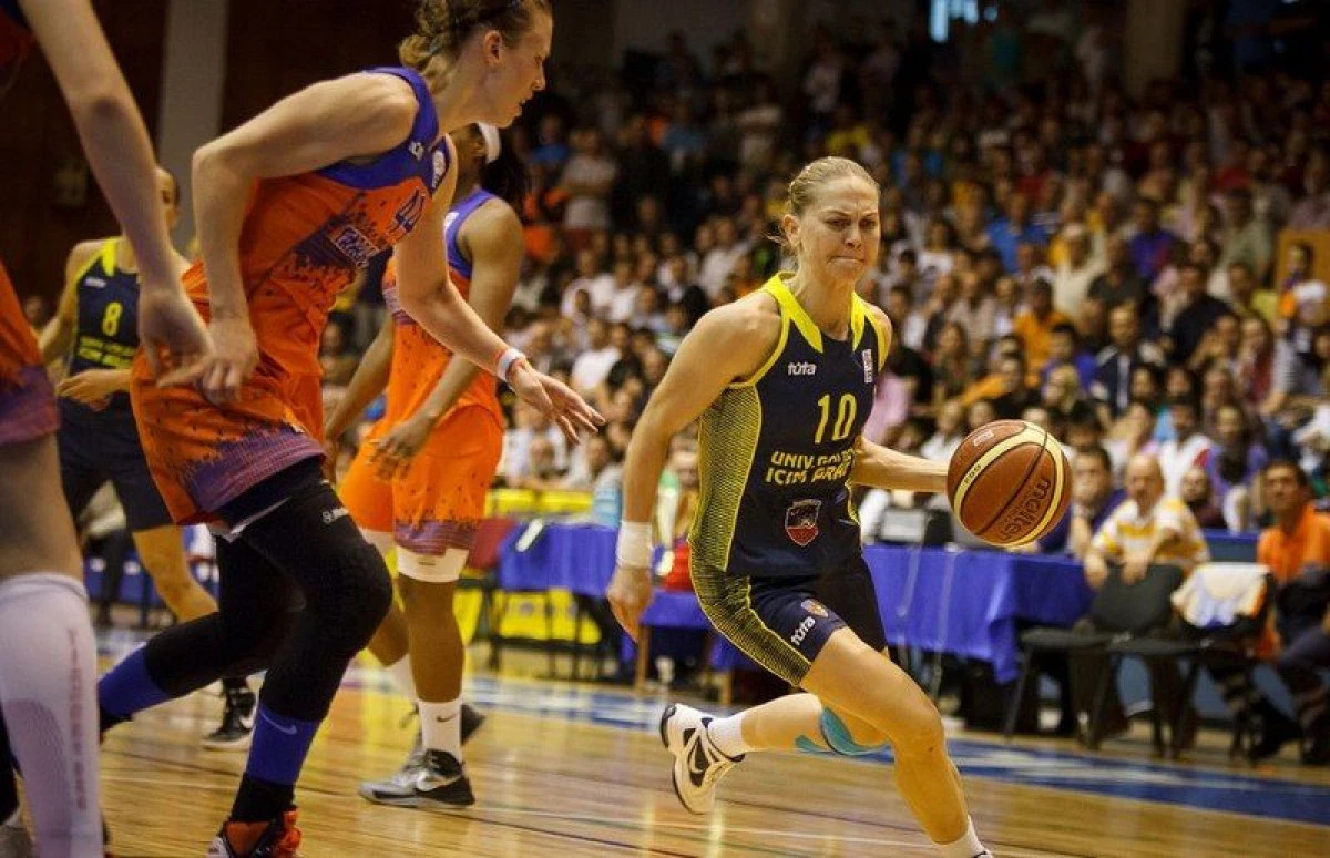 ARAD - TARGOVISTE, DUEL CLASIC IN SEMIFINALELE LIGII NATIONALE DE BASCHET