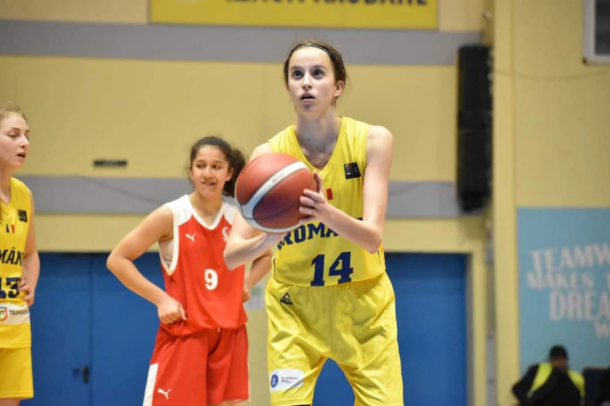 Arădeanca Blanca Valea s-a numărat printre marcatoarele naționalei de baschet U14