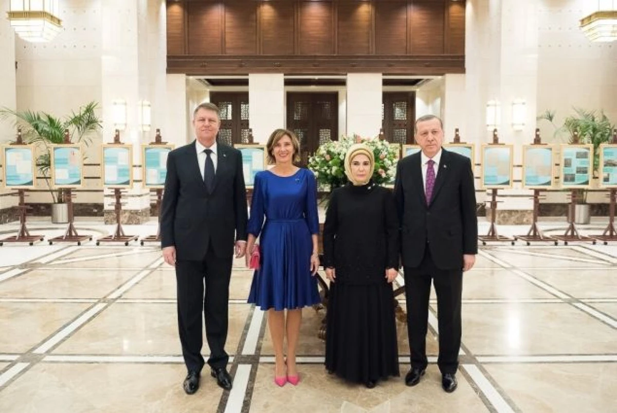 ARADEANCA ELI LASLEAN A FACUT-O PE CARMEN IOHANNIS SA STRALUCEASCA LA ANKARA
