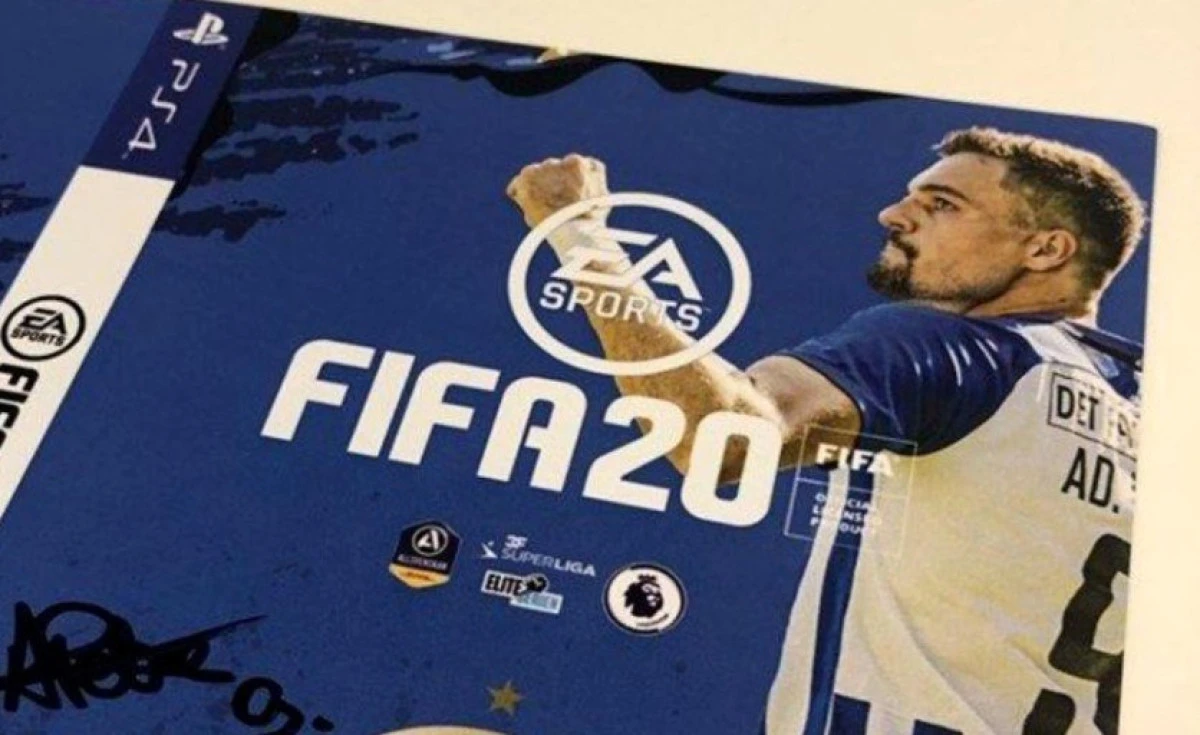 Arădeanul Adrian Petre este pe coperta jocului FIFA 2020