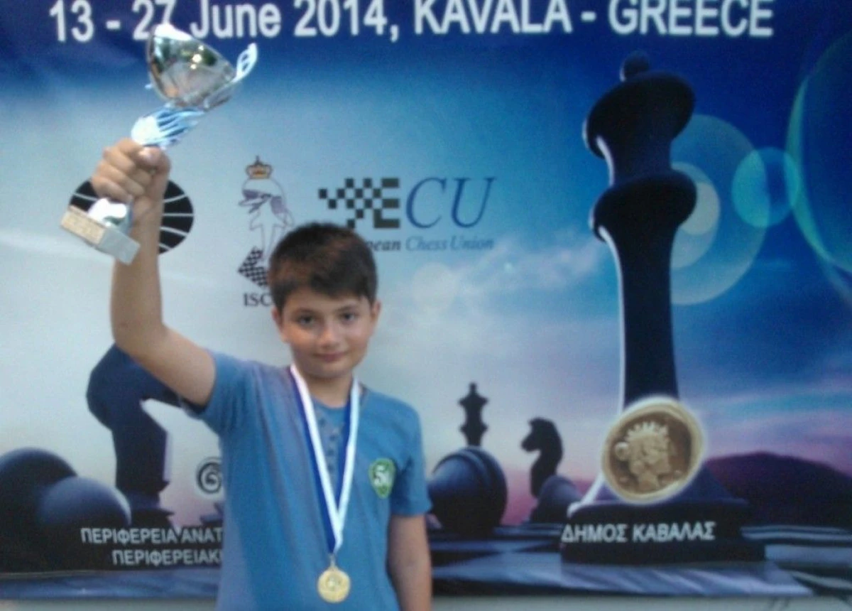 ARADEANUL BOGDAN DAVID - CAMPION MONDIAL DE SAH SCOLAR LA BLITZ